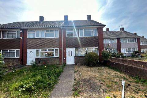 3 bedroom end of terrace house to rent, HAYES UB4