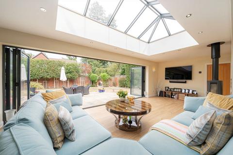 5 bedroom detached house for sale, Queens Road, Weybridge KT13