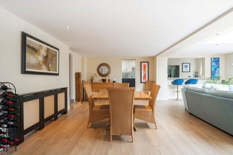 5 bedroom detached house for sale, Queens Road, Weybridge KT13