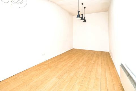 2 bedroom flat for sale, Middle Way, Chinnor