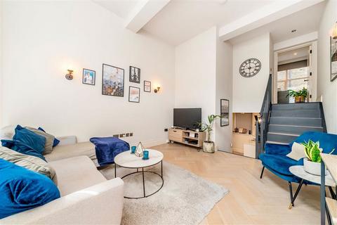 Rainville Road, London W6