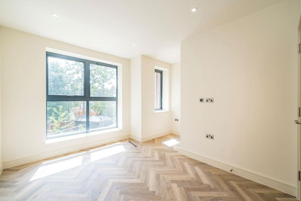 House in London - View 5