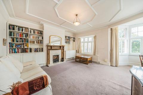 undefined, Clifden Road, Twickenham TW1