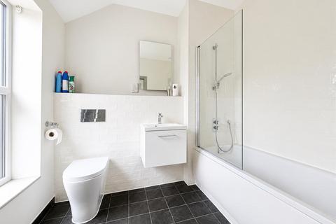 1 bedroom apartment for sale, Market Place, Brackley NN13