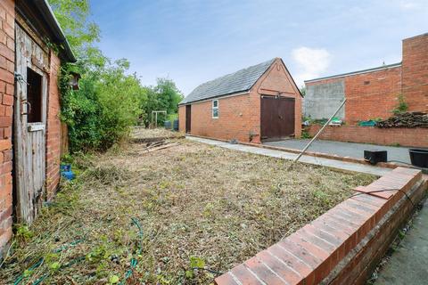 4 bedroom detached house for sale, Argyll Road, Ripley DE5