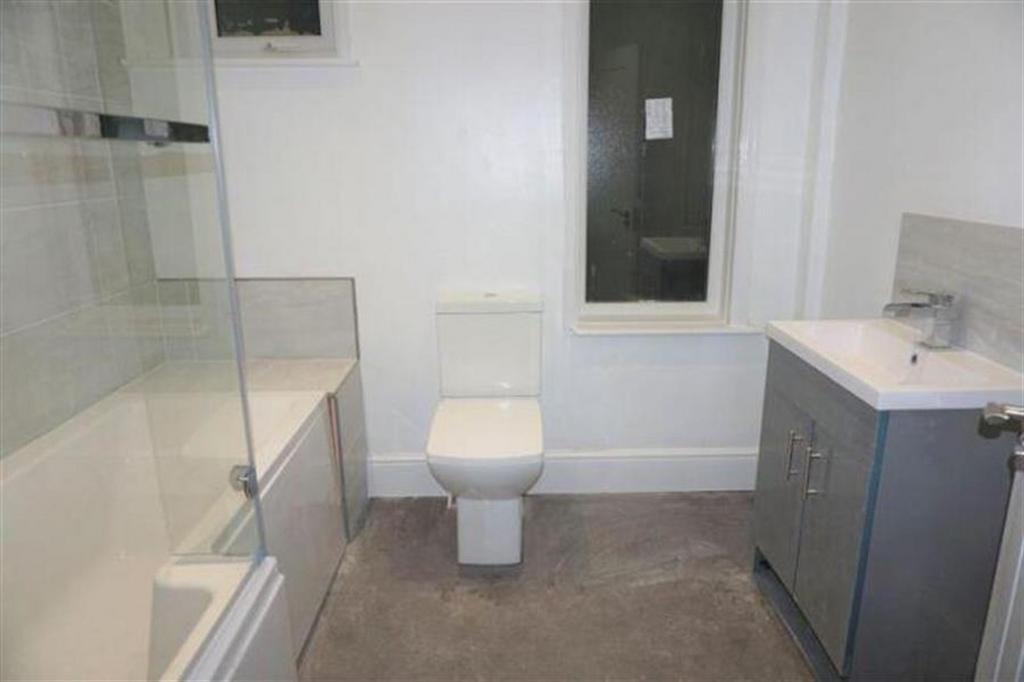 Apartment in Southampton - View 5