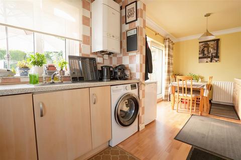 3 bedroom semi-detached house for sale, Woodfield Avenue, Greetland, Halifax
