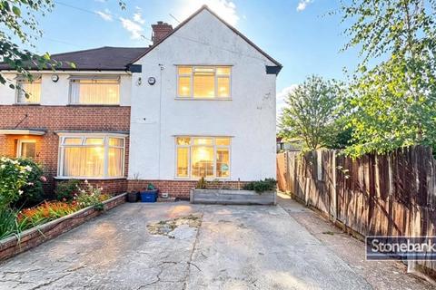 The Alders, Hounslow TW5
