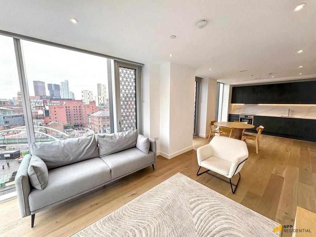 Apartment in Manchester, City Centre - View 2