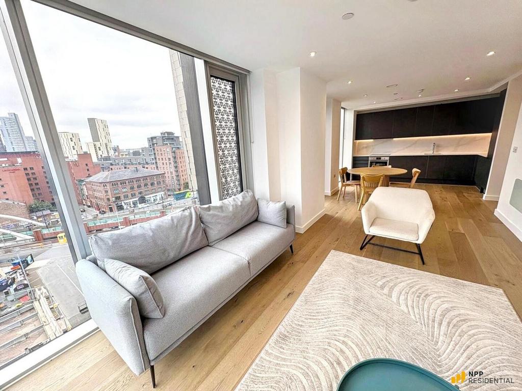 Apartment in Manchester, City Centre - View 5