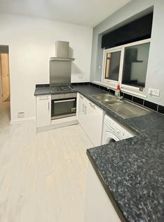 2 bedroom flat to rent, Richmond Road, South Shields, Tyne and Wear