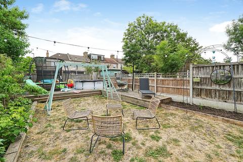 3 bedroom end of terrace house for sale, Killearn Road, LONDON, London, SE6