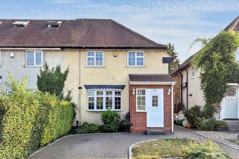 211 Ladygate Lane, Ruislip, Middlesex, HA4 7QY