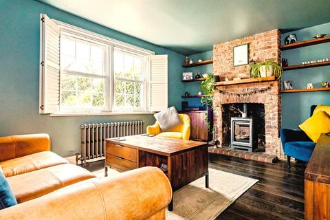 4 bedroom end of terrace house for sale, Rooks Acre Cottages, Sompting, Lancing