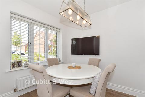 5 bedroom link detached house for sale, Windacres Farm Lane, Rudgwick, Horsham, West Sussex