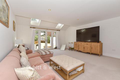 5 bedroom link detached house for sale, Windacres Farm Lane, Rudgwick, Horsham, West Sussex