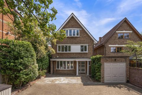Cottenham Park Road, West Wimbledon, SW20