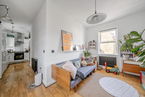 Waldegrave Road, London