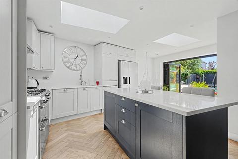 4 bedroom detached house for sale, Sheridan Close, Rayleigh SS6