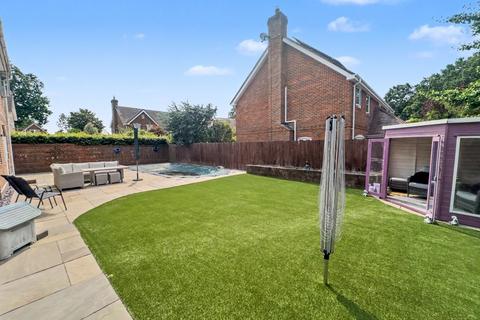 undefined, Verwood