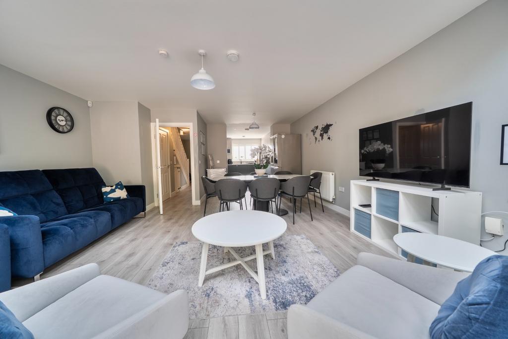 Open-plan living area, open plan living