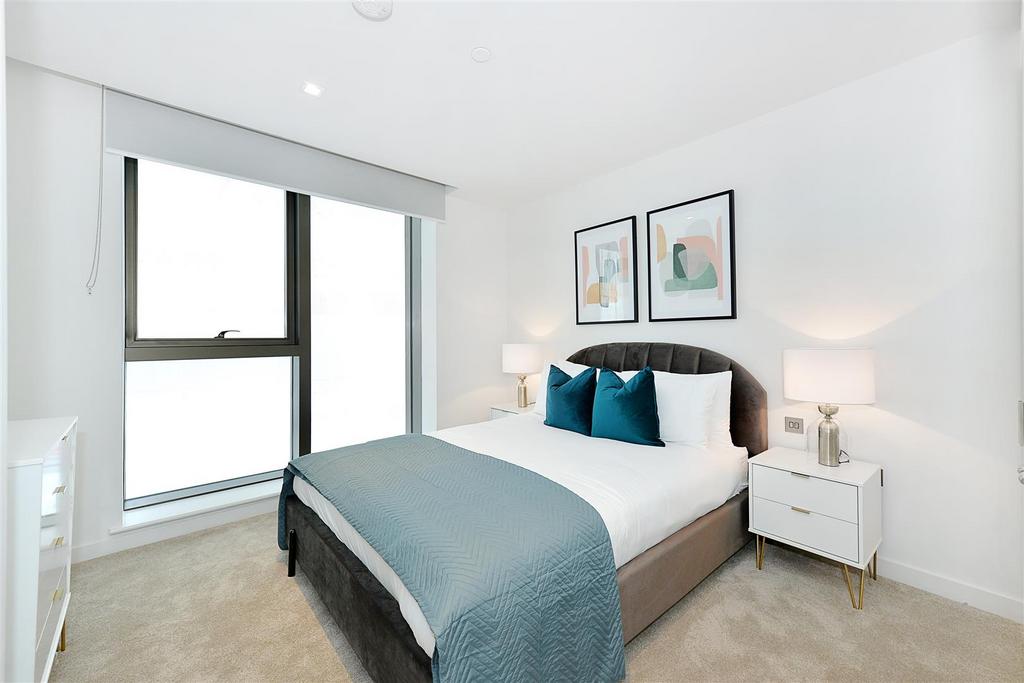 Apartment in London, Paddington - More