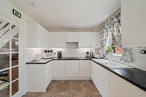 2 bedroom terraced house for sale, Swallow Close, Milford, Godalming