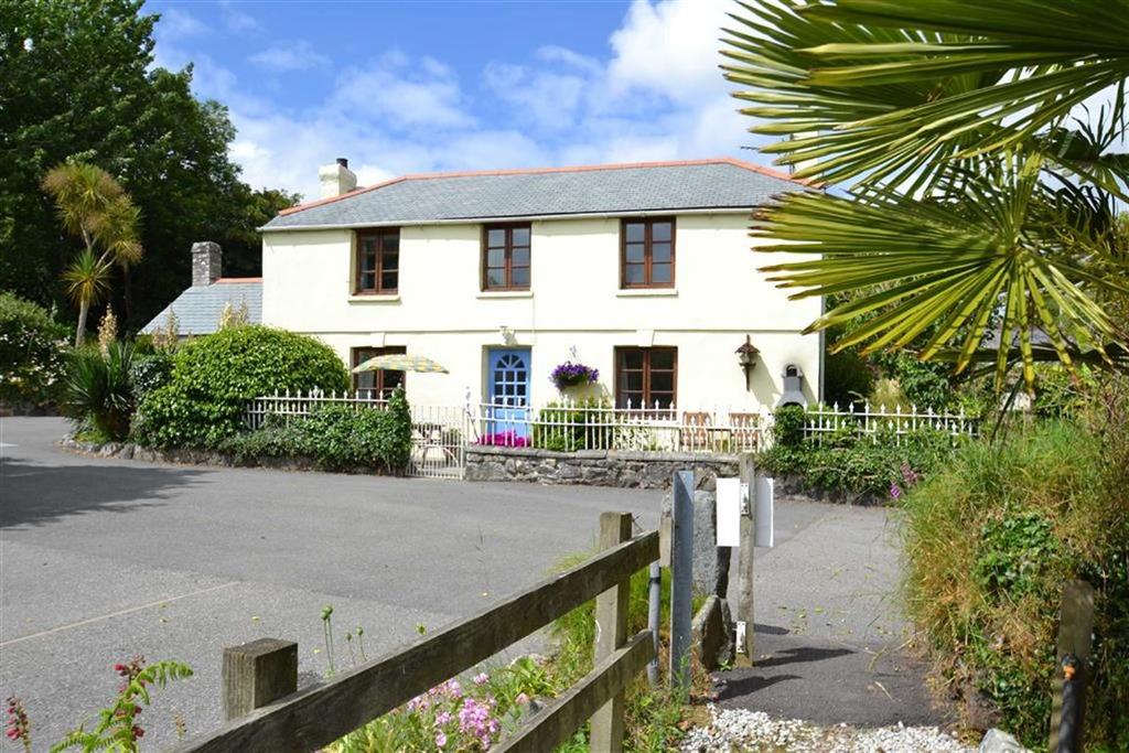Trewoon, St Austell, Cornwall, PL25 4 bed detached house £895,000