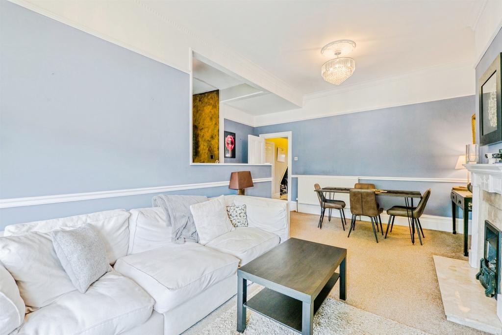 Apartment in Cardiff - More