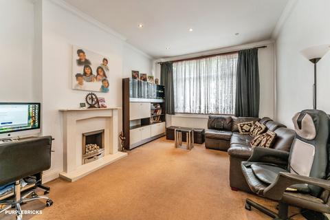 4 bedroom terraced house for sale, Shrewsbury Road, London, N11