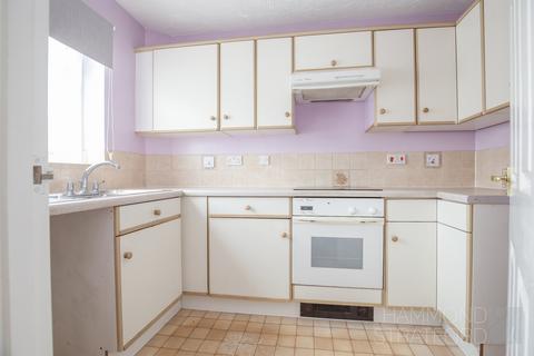 2 bedroom semi-detached house for sale, Worcester Way, Attleborough