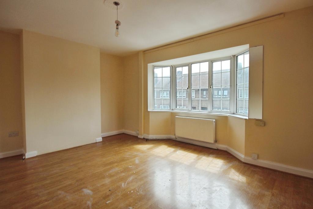 Apartment in Woolwich - More