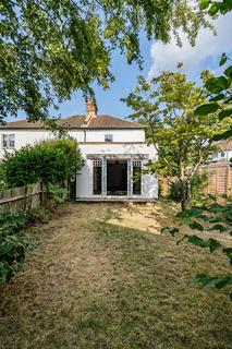Woodlands Road, Epsom, KT18