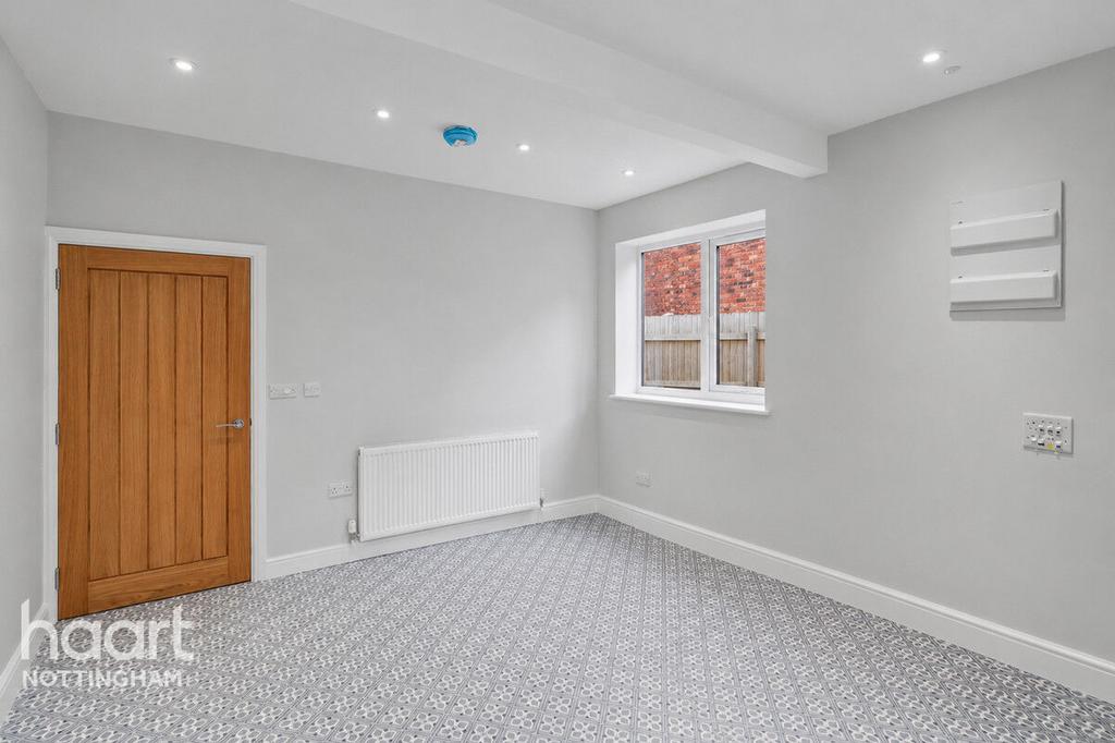 House in Nottingham, Radford - View 5