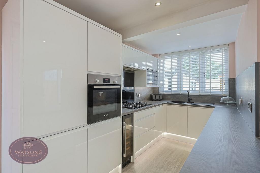 House in Nottingham, Assarts Farm Estate, Nuthall - More