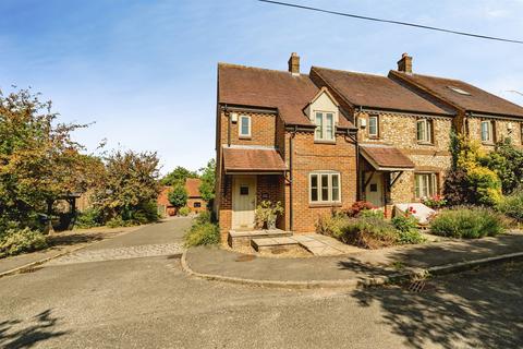 2 bedroom end of terrace house for sale, Hill Road, Lewknor, Watlington