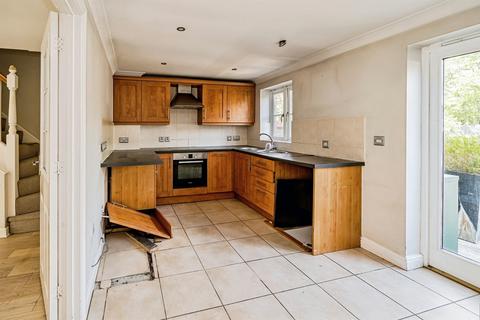 2 bedroom end of terrace house for sale, Hill Road, Lewknor, Watlington