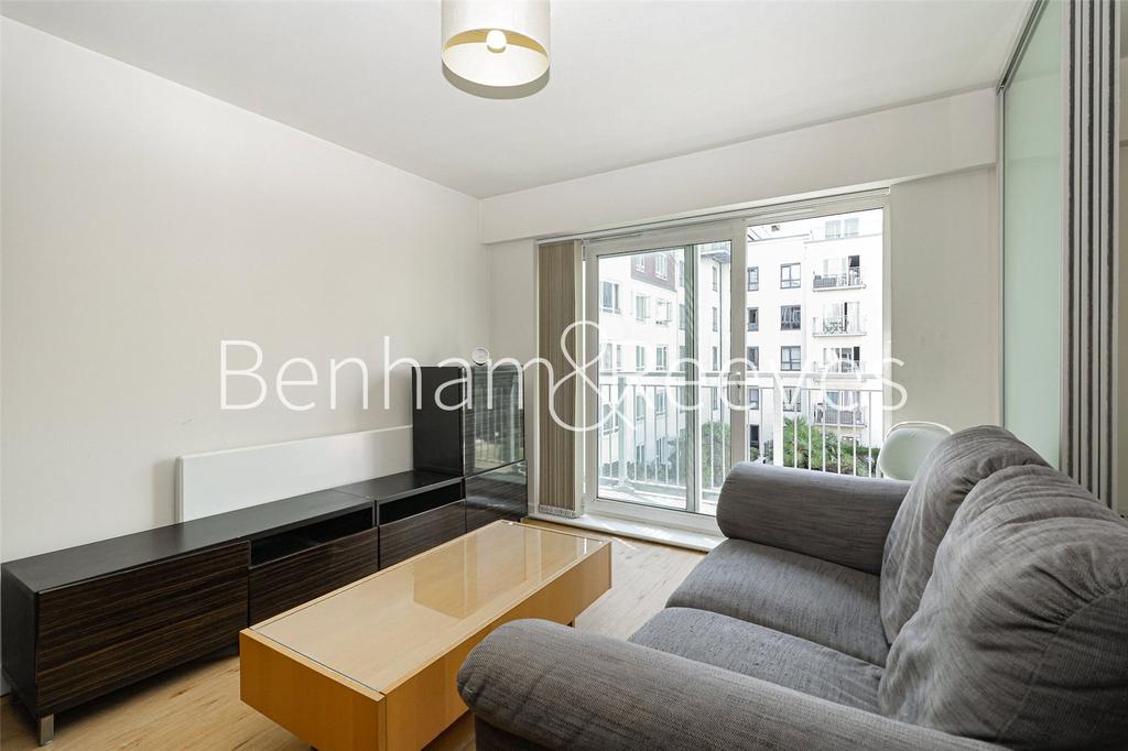 Apartment in London, Beaufort Park, Colindale - View 3