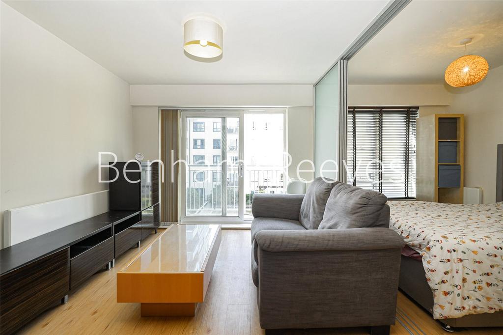 Apartment in London, Beaufort Park, Colindale - More