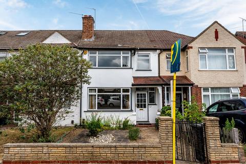 Queen Anne Avenue, Bromley, BR2