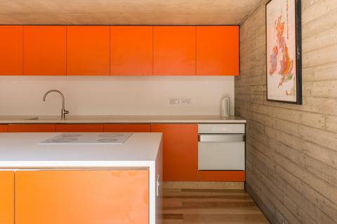 2 bedroom apartment for sale, Centaur Street, London SE1