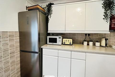 1 bedroom in a house share to rent, Watkin Street, Swansea, SA1
