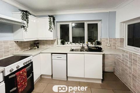 1 bedroom in a house share to rent, Watkin Street, Swansea, SA1