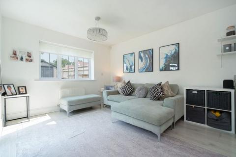 4 bedroom semi-detached house for sale, Colborne Close, Iver SL0