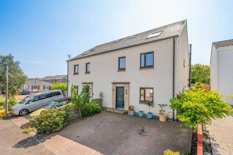 5 bedroom semi-detached house for sale, 52 Ravenscroft Gardens, Edinburgh, EH17 8RP
