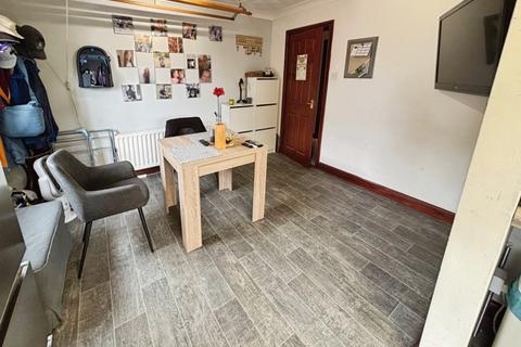 3 bedroom detached bungalow for sale, Warren Close, Gainsborough