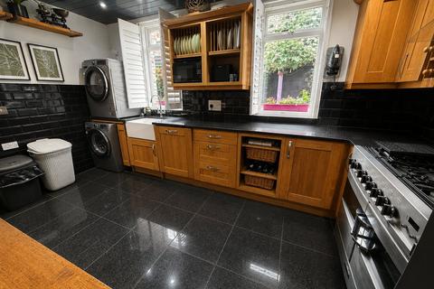 4 bedroom terraced house for sale, Priory Road, Liverpool, Merseyside, L4