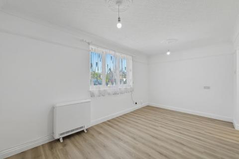 Studio for sale, Limeslade Close, Cardiff, CF5
