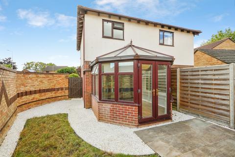 2 bedroom semi-detached house for sale, Lime Crescent, Bicester