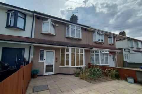 5 Perimeade Road, Perivale, Greenford, Middlesex, UB6 7AR